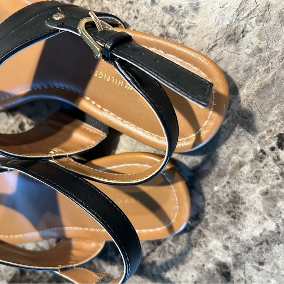 Tommy Hilfiger Leather Women’s Strap Sandals - Picture 3 of 7